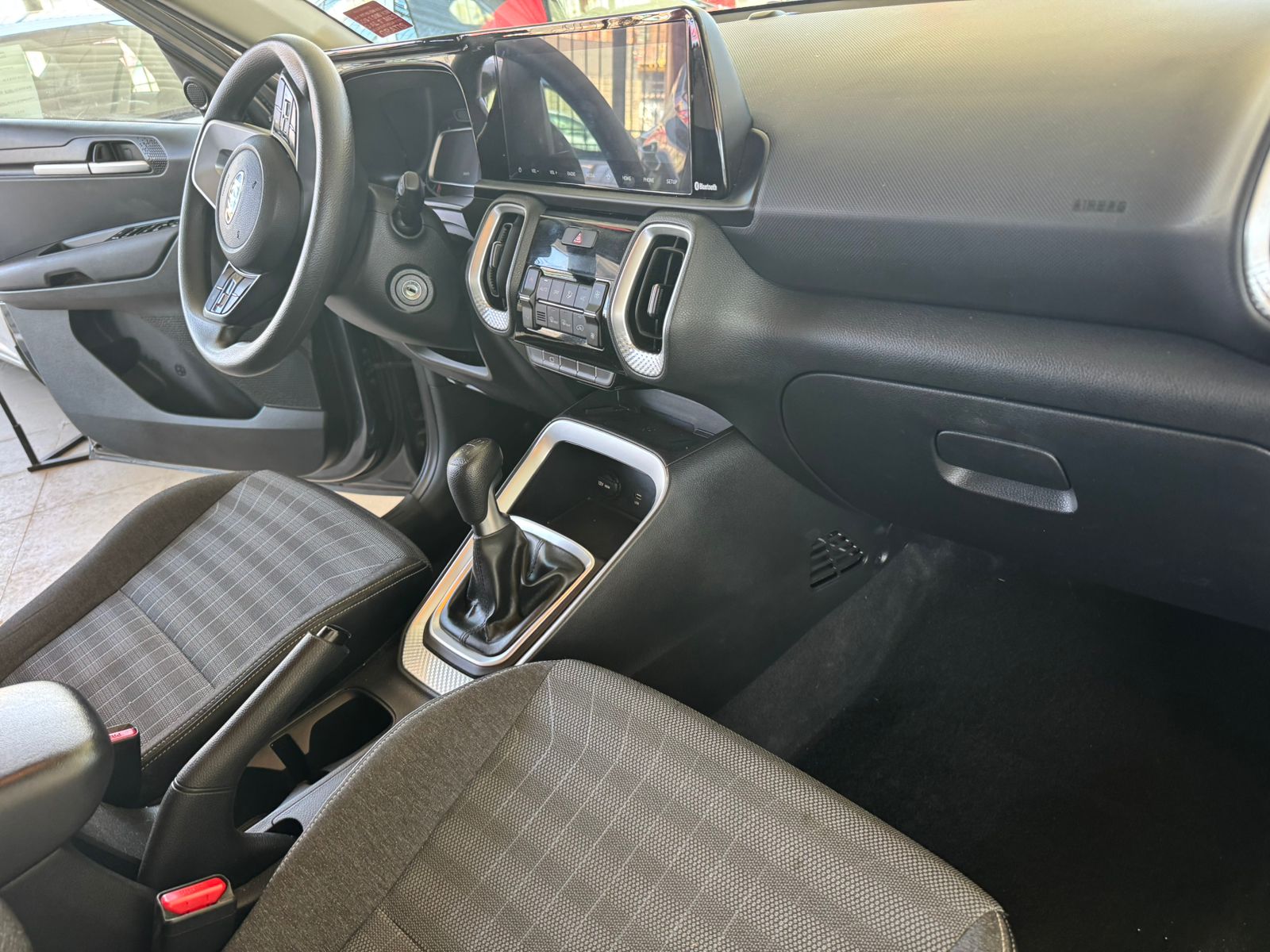 WhatsApp Image 2025-11-07 at 16.49.37