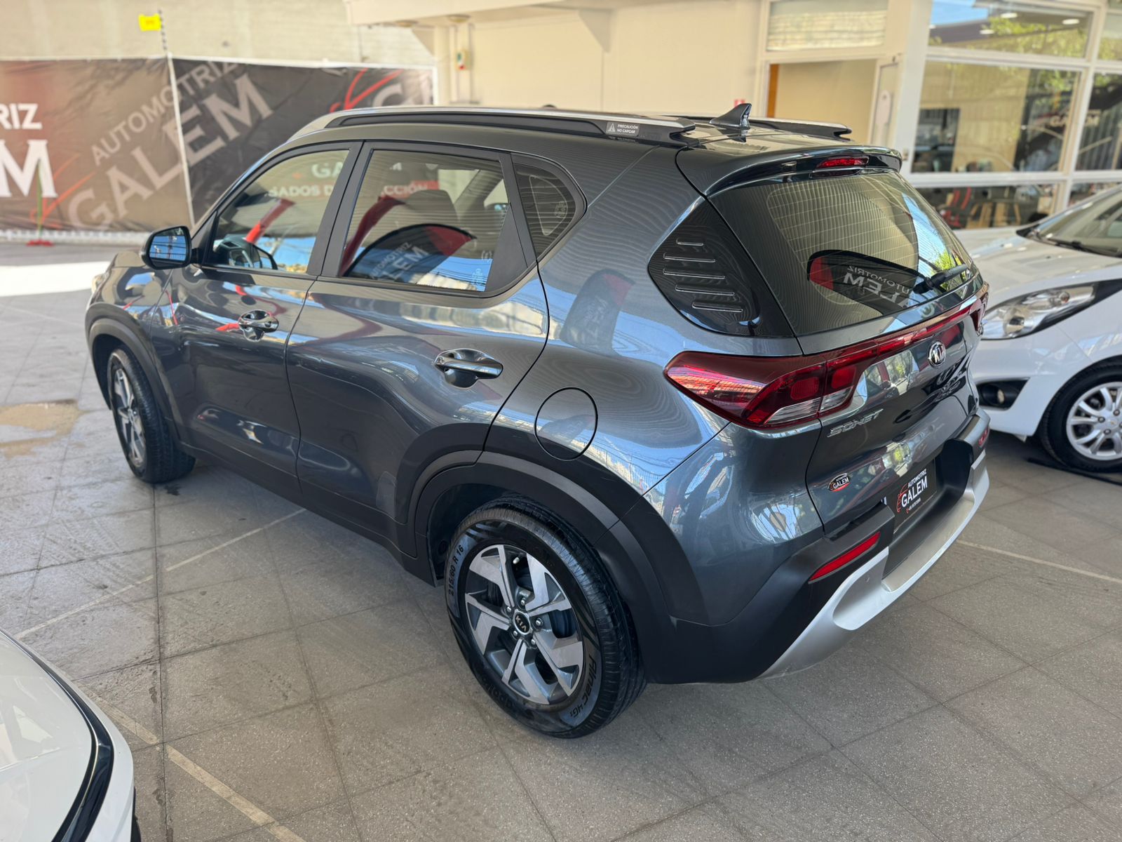 WhatsApp Image 2025-11-07 at 16.49.38 (1)