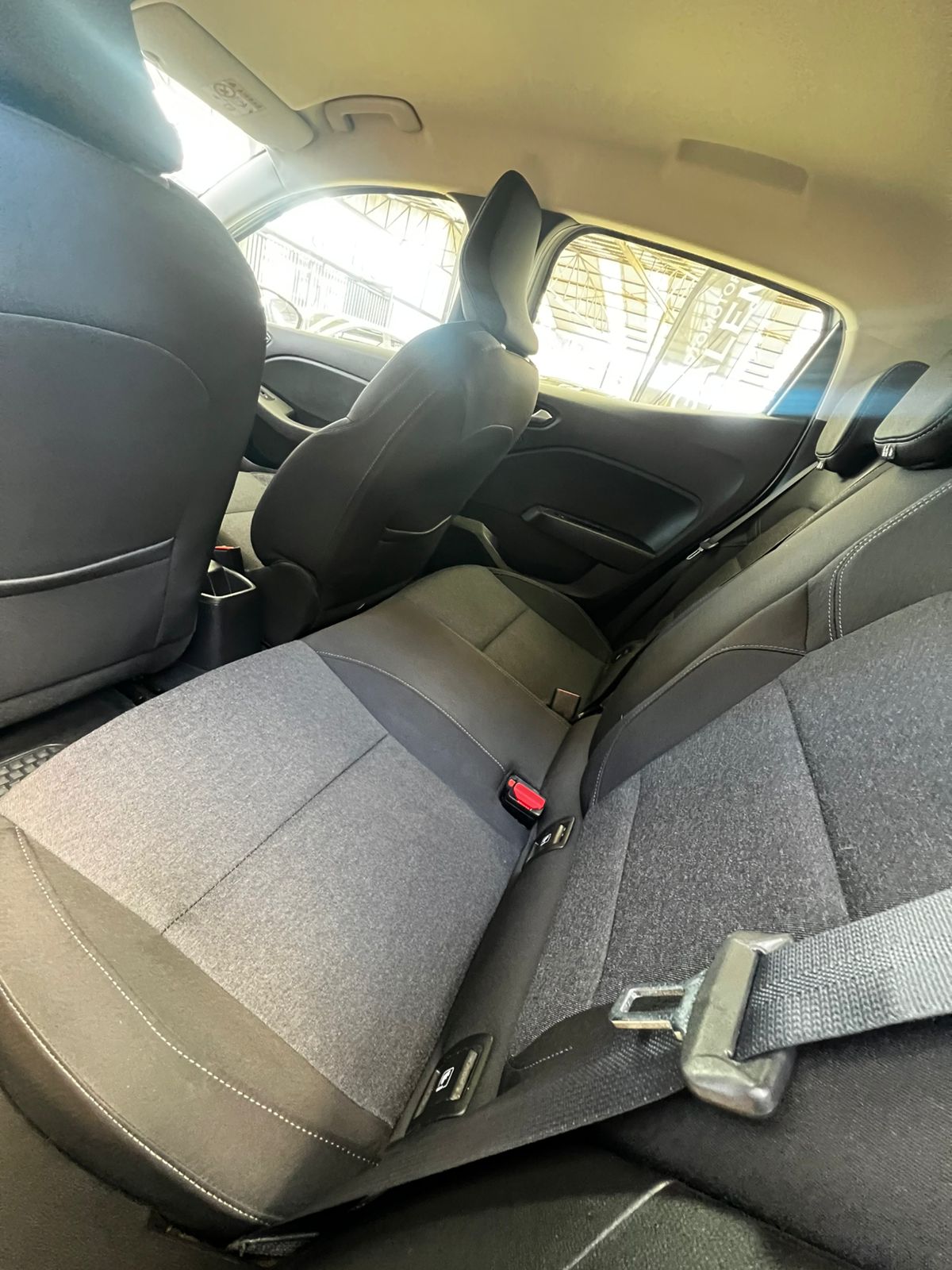 WhatsApp Image 2025-11-10 at 16.37.49 (1)