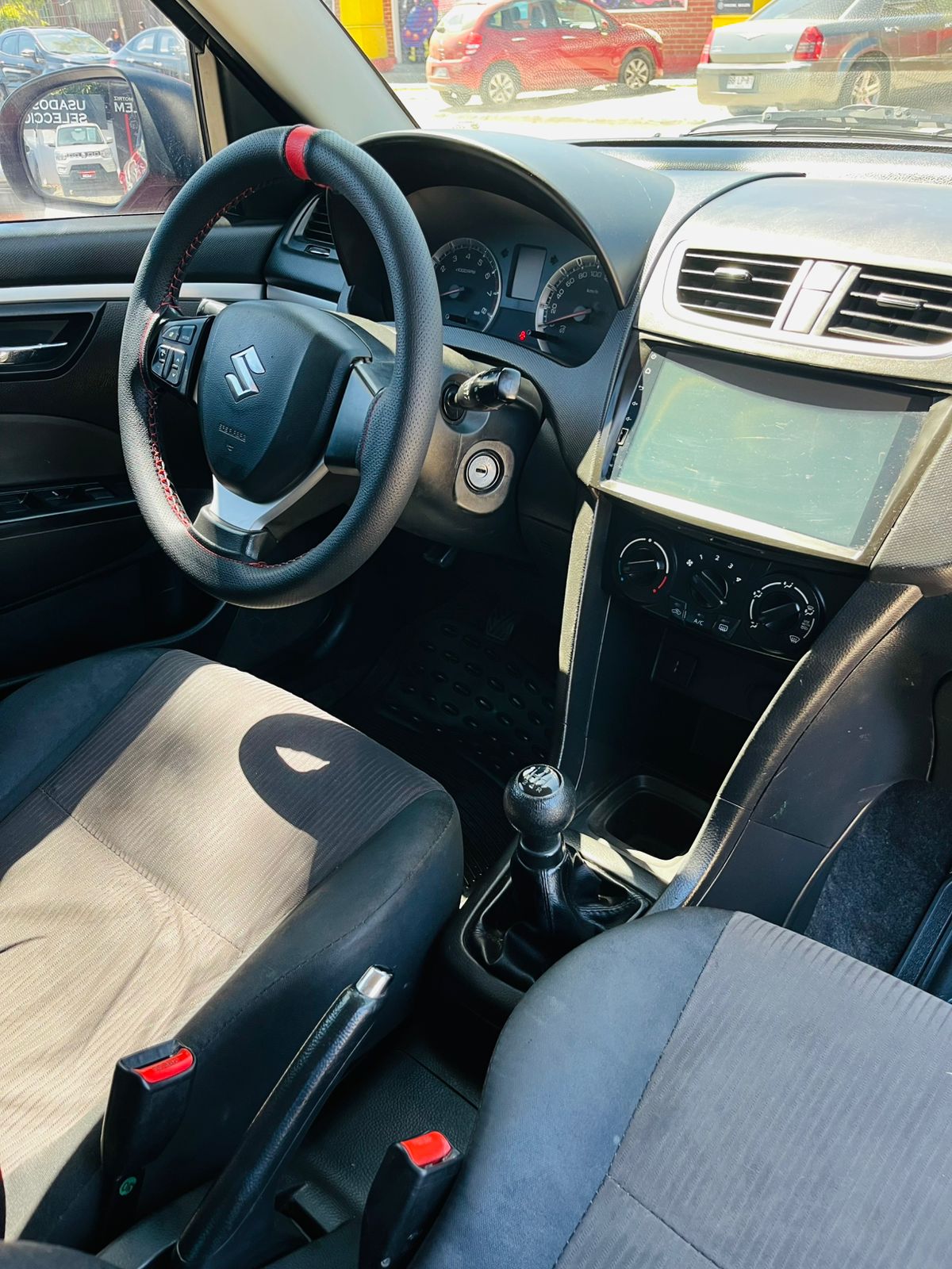 WhatsApp Image 2025-11-10 at 18.05.05