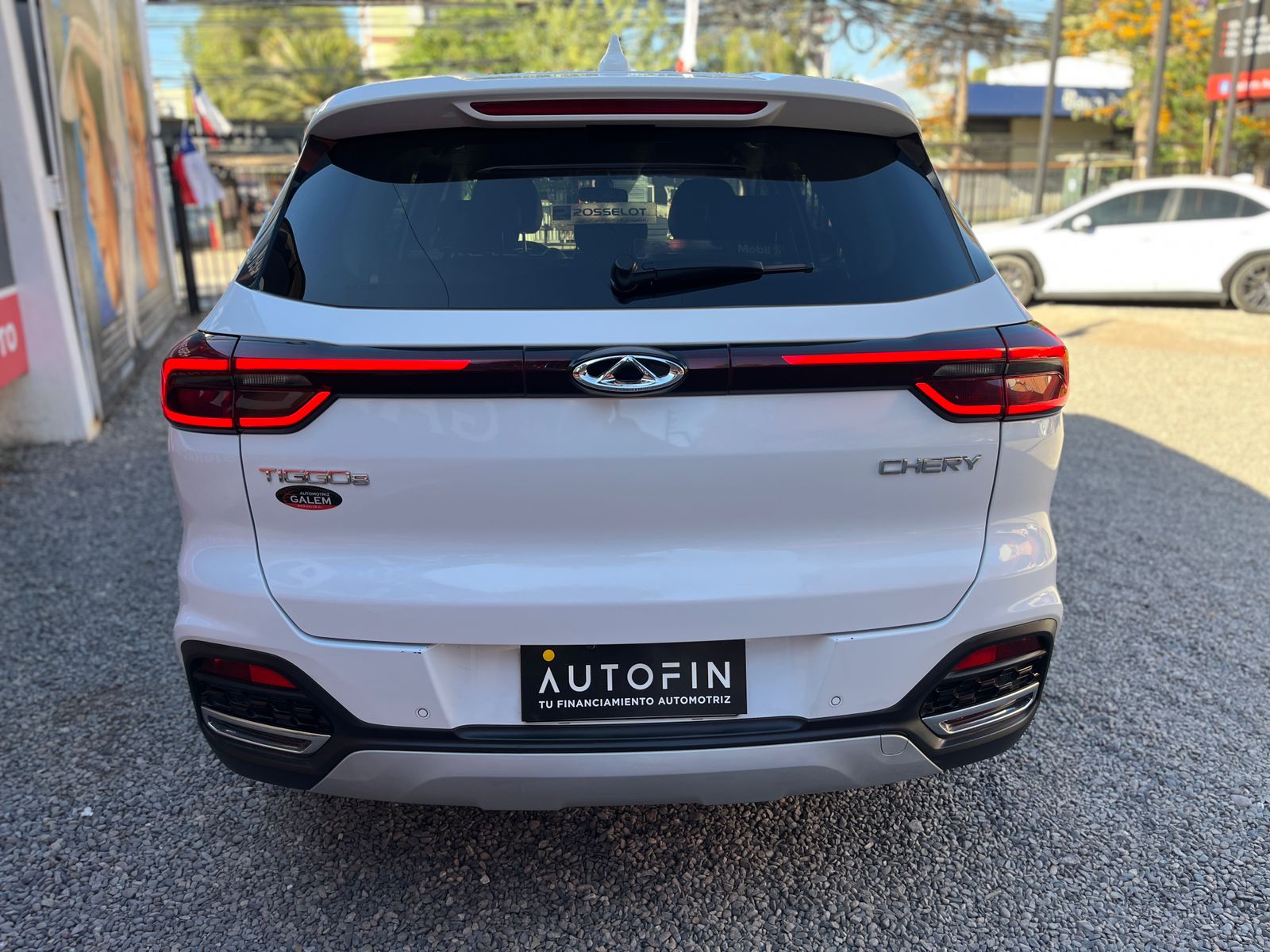 WhatsApp Image 2025-11-10 at 18.20.04