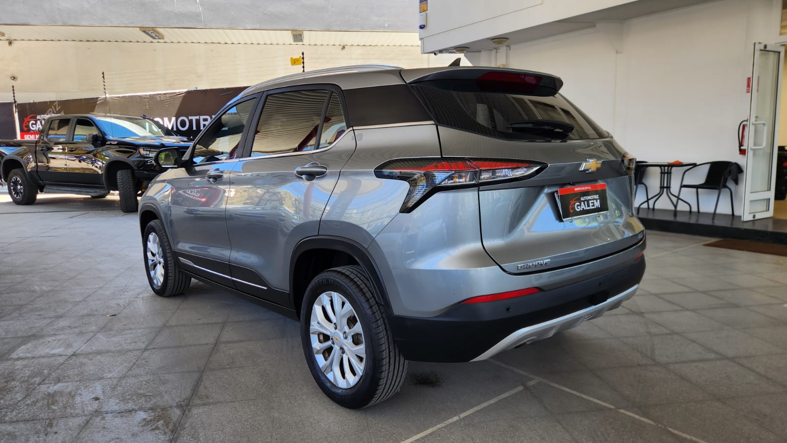 WhatsApp Image 2025-11-11 at 11.07.18 (2)