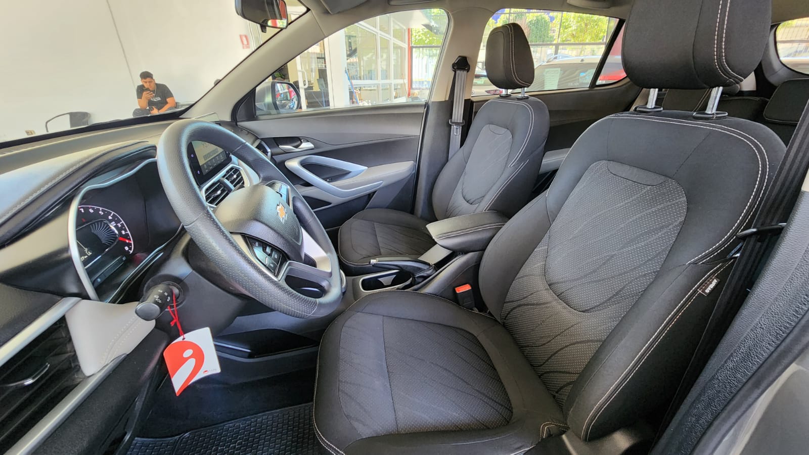 WhatsApp Image 2025-11-11 at 11.07.19 (1)