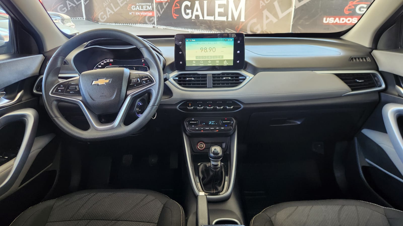 WhatsApp Image 2025-11-11 at 11.07.19 (2)