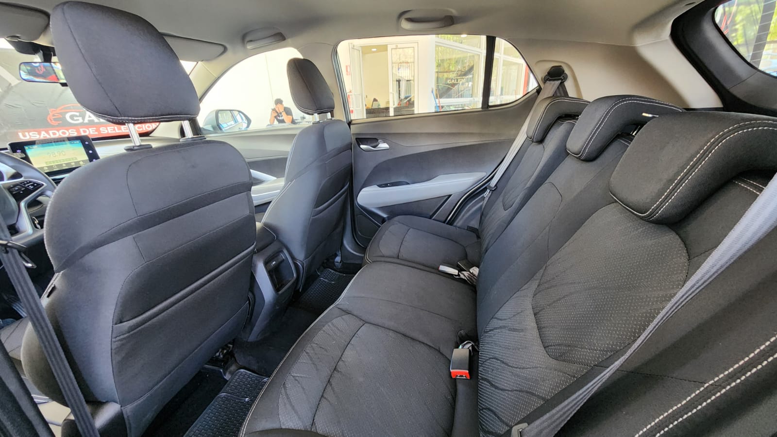 WhatsApp Image 2025-11-11 at 11.07.19 (4)